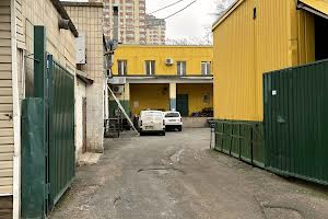комерційна за адресою Ореста Васкула вул., 23-25а