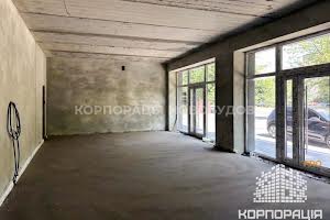 комерційна за адресою Капушанська вул., 170