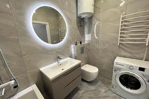 квартира за адресою Краснова вул., 3