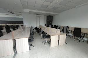 коммерческая по адресу Кловский спуск, 7