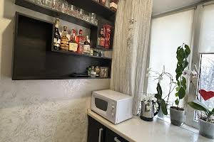 квартира за адресою Руставелі вул., 4