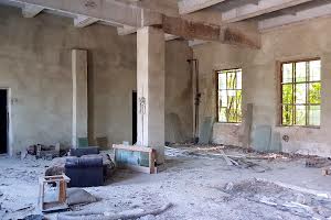коммерческая по адресу Захисників України ул. (Пушкіна), 26