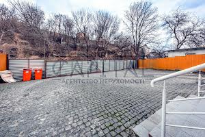 коммерческая по адресу Луганская ул., 11