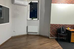 комерційна за адресою Коперника вул., 3