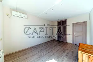 дом по адресу Смородиновая ул., 185