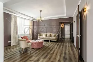 будинок за адресою Вишнева, 1