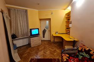 квартира за адресою Залізнична вул., 12