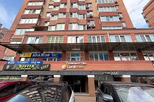 комерційна за адресою Університетська вул., 2