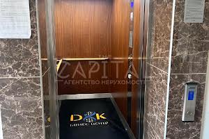 комерційна за адресою Київ, Саксаганського вул., 40/85