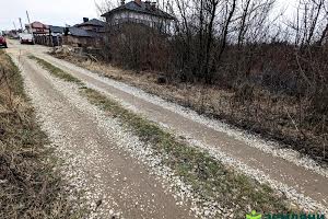 участок по адресу с. Угринов, яремчука