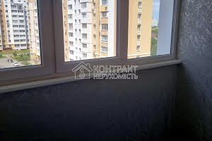 квартира за адресою Драгоманова, 8