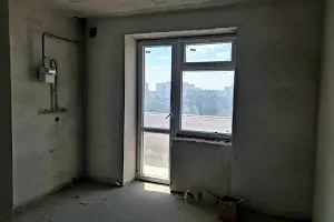 квартира за адресою Тролейбусна вул., 5