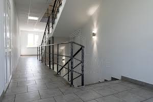 коммерческая по адресу Лауреатская ул., 8