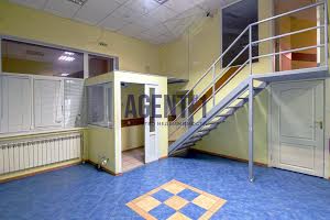 комерційна за адресою вул. Руданського, 4б