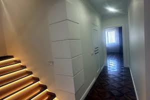 квартира за адресою Героїв Крут вул., 3
