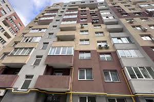 квартира за адресою Угорська вул., 14