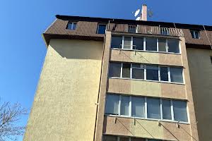 квартира за адресою Космонавтів вул., 66а