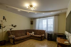 квартира по адресу Троллейбусная ул., 32