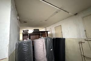 комерційна за адресою Наукова вул., 61