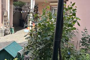 дом по адресу Івана Луценка ул.