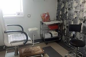 коммерческая по адресу Грушевського ул., 57
