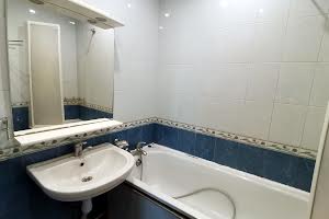 квартира за адресою Михайла Лушпи просп., 38
