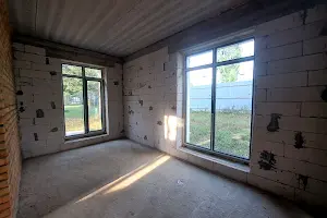 дом по адресу Молодіжна ул.