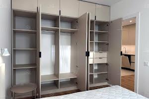 квартира по адресу Героев Майдана ул., 1