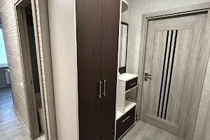 квартира за адресою Космонавтів вул., 24
