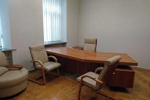 комерційна за адресою Київ, Генерала Генадія Воробйова вул. (Курська), 3