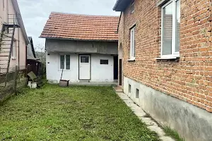 дом по адресу Михаила Грушевского ул.