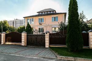 будинок за адресою Вишнева, 1