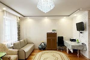 квартира за адресою Винна Гора вул., 5-Г