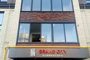 квартира за адресою Домбровського вул., 3б, к.4-7