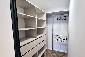 квартира по адресу Іллєнка ул., 5