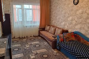 квартира за адресою Всіхсвятська вул. (50 років СРСР), 16