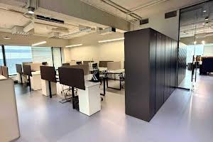 коммерческая по адресу Зоологическая ул., 5