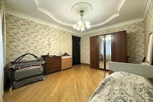 будинок за адресою Постишева вул., 1