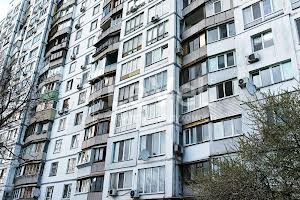 квартира по адресу Князя Романа Мстиславича ул. (Генерала Жмаченка), 8