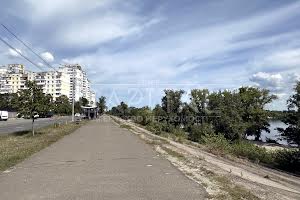 комерційна за адресою Прирічна вул., 27