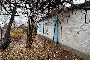 дом по адресу Центральна, 1
