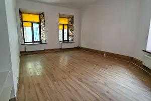 комерційна за адресою Канатна вул., 28