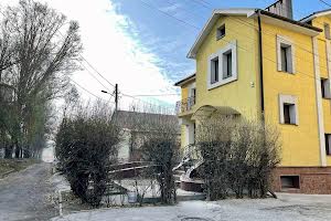 будинок за адресою Володимира Моссаковського вул. (Клари Цеткін), 30-А