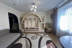 квартира за адресою Панаса Мирного вул., 18