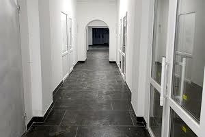 коммерческая по адресу Подільська ул., 58