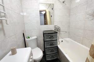 квартира за адресою Батумська вул., 12