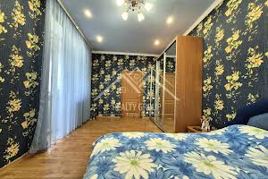 квартира за адресою Вокзальна вул., 4