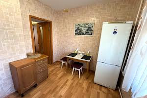 квартира за адресою Героїв просп., 10