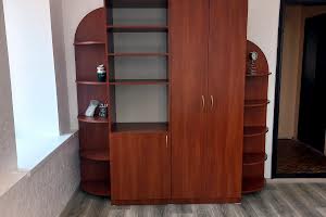комерційна за адресою Магістратська, 12