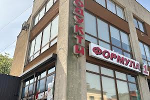 комерційна за адресою Володимира Великого вул., 38 Б
